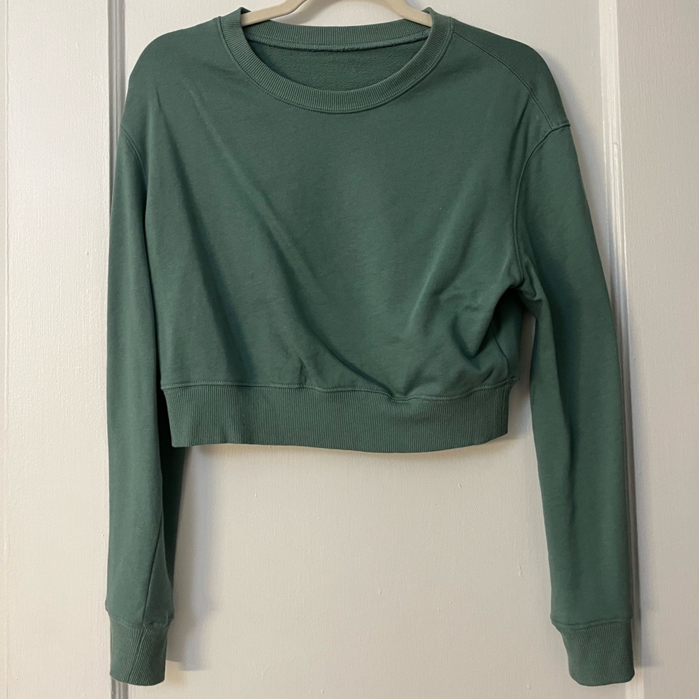 Green sweatshirt
